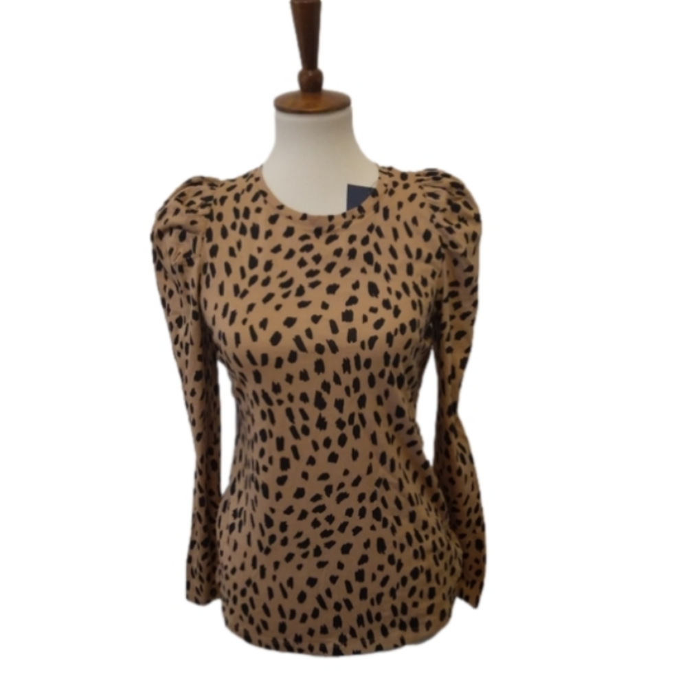 Crown & Ivy NWT Leopard Print Longsleeve T-shirt Blouse